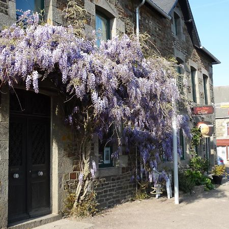 Saint-Sauveur-la-PommerayeLe Relais住宿加早餐旅馆 外观 照片
